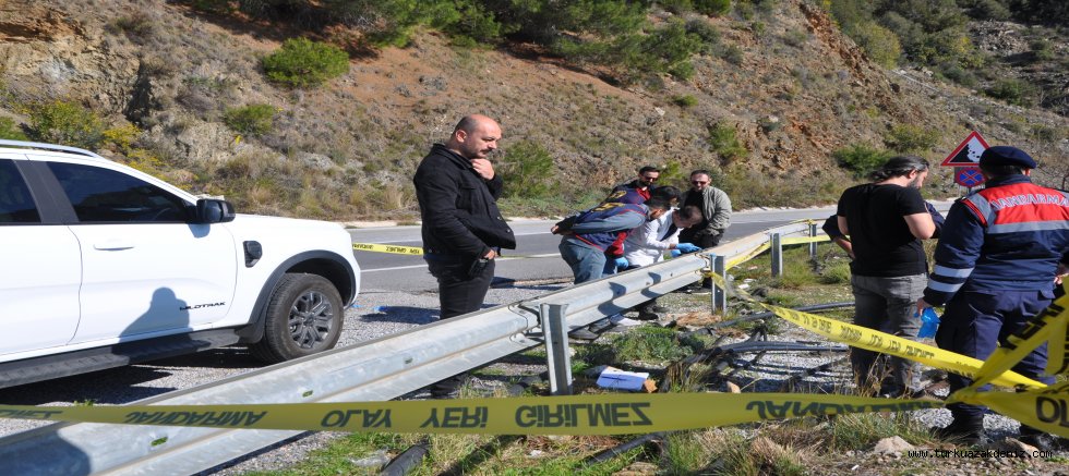 GAZİPAŞA'DA KADIN CESEDİ BULUNDU