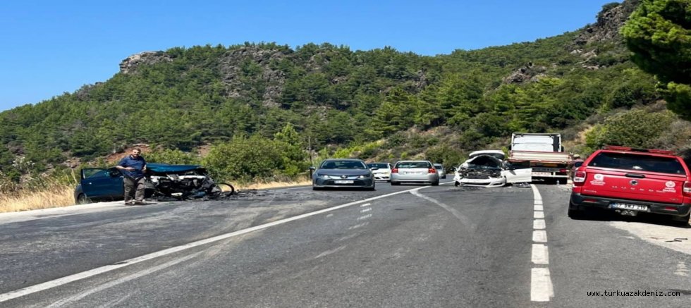GAZİPAŞA KAZA,4 YARALI