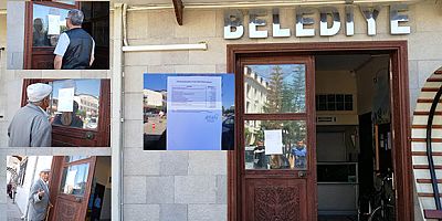 Belediye Binasına Devir alınan borç listesi asıldı