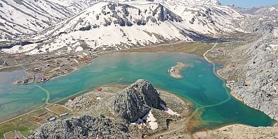 Günnercik Yaylası ve gölü görenleri kendine hayran bırakıyor