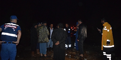 Heyelanın Sürüklediği Midibüs Toprak Altında Kaldı: 1 Ölü